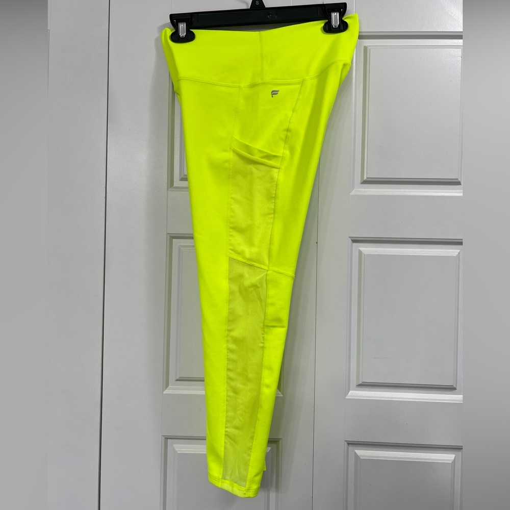 Fabletics On-The-Go PowerHold High Waisted Capri Legging
